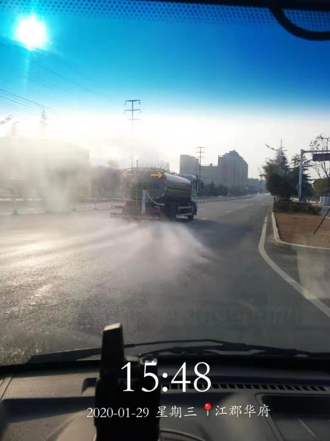 抗疫一线丨kaiyun开云环境15台清洁消毒车开始作业