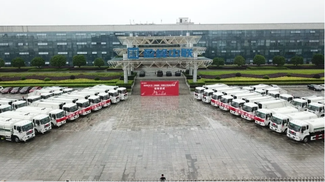 kaiyun开云环境批量环卫装备发往柬埔寨，助力“一带一路”建设